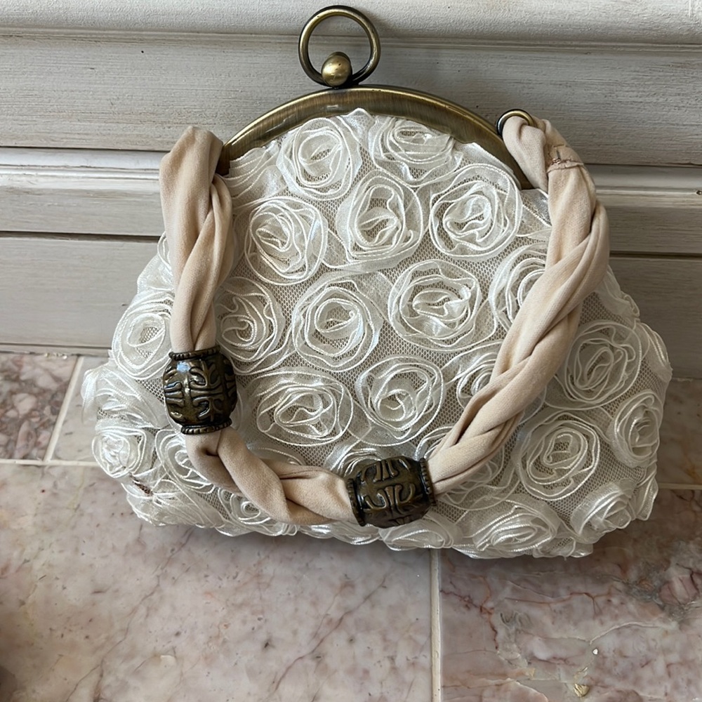Floral Beige Purse Vintage Style